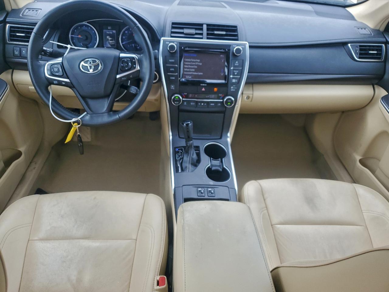 Toyota Camry Xse