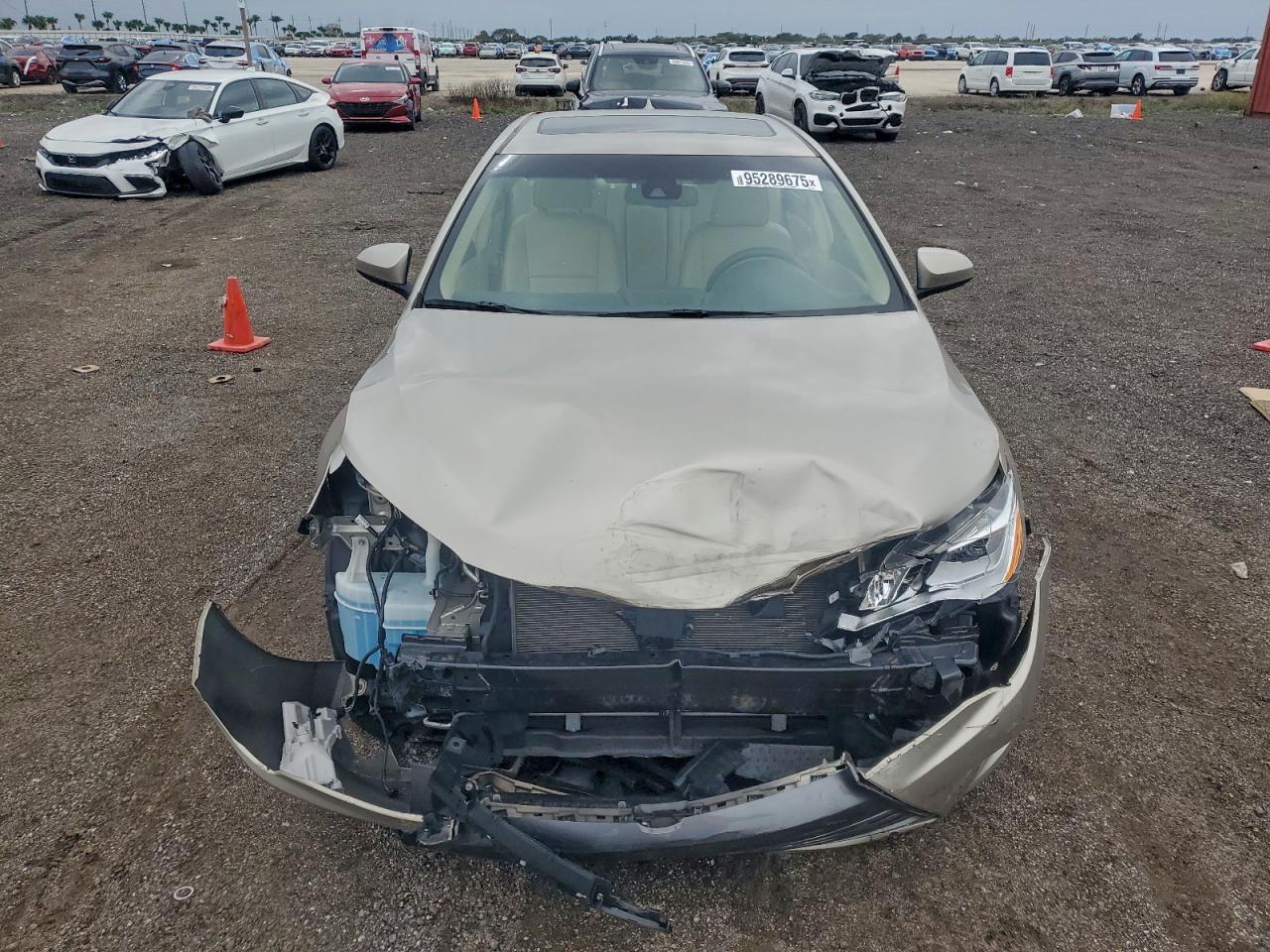 Toyota Camry Xse