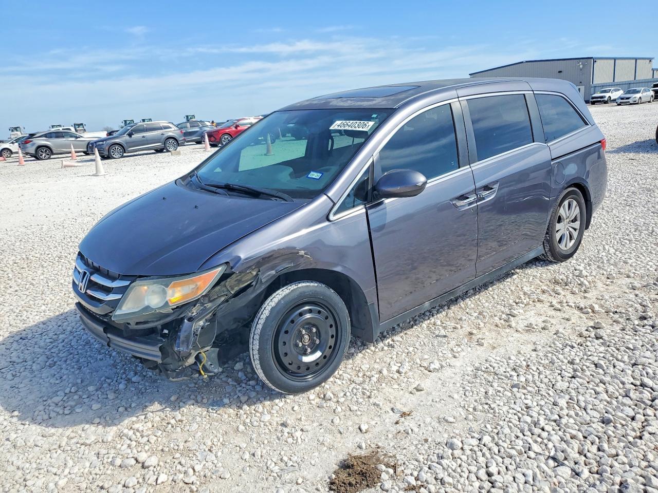 Salvage Honda Odyssey Image