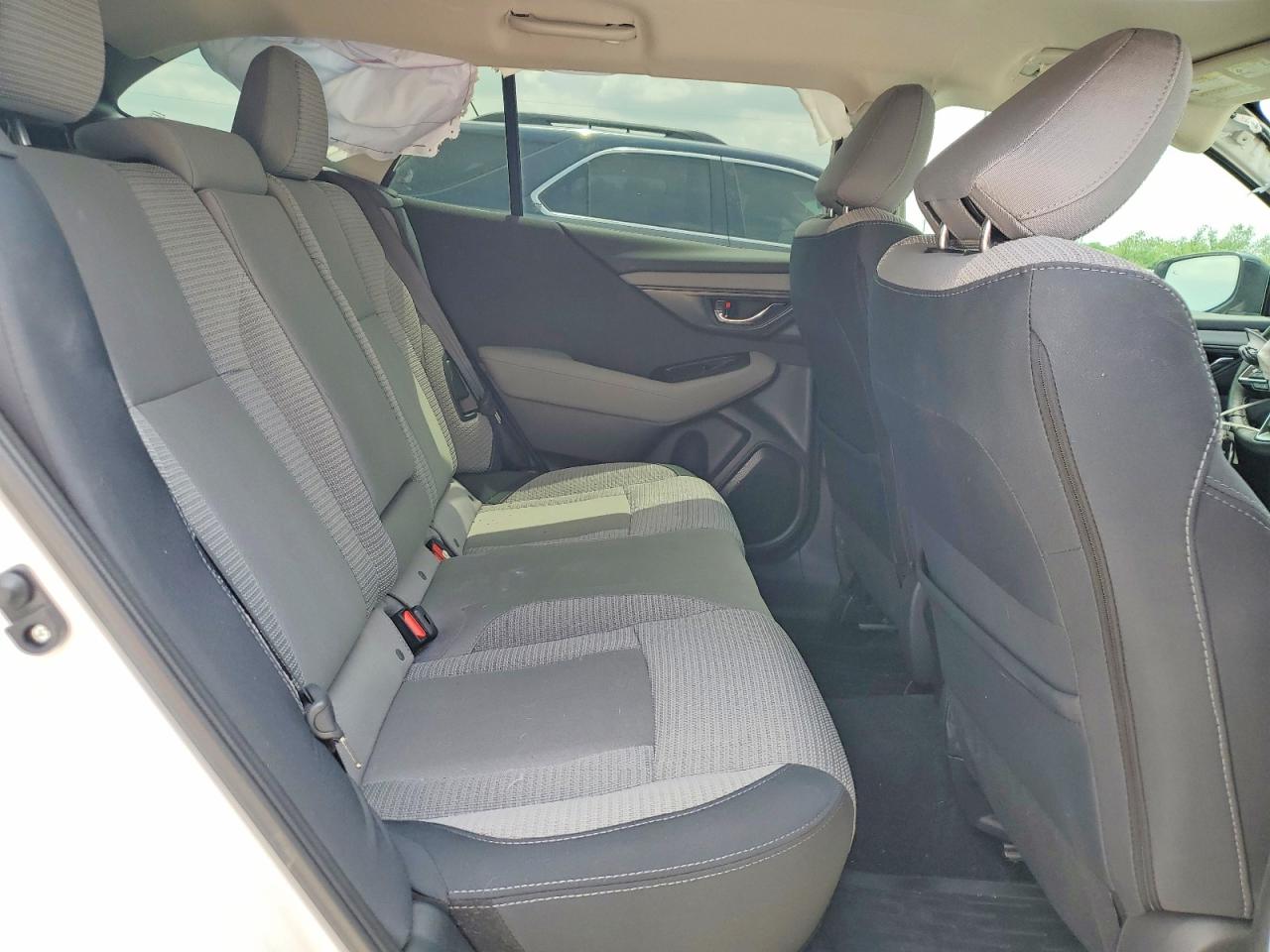 Subaru Outback Premium