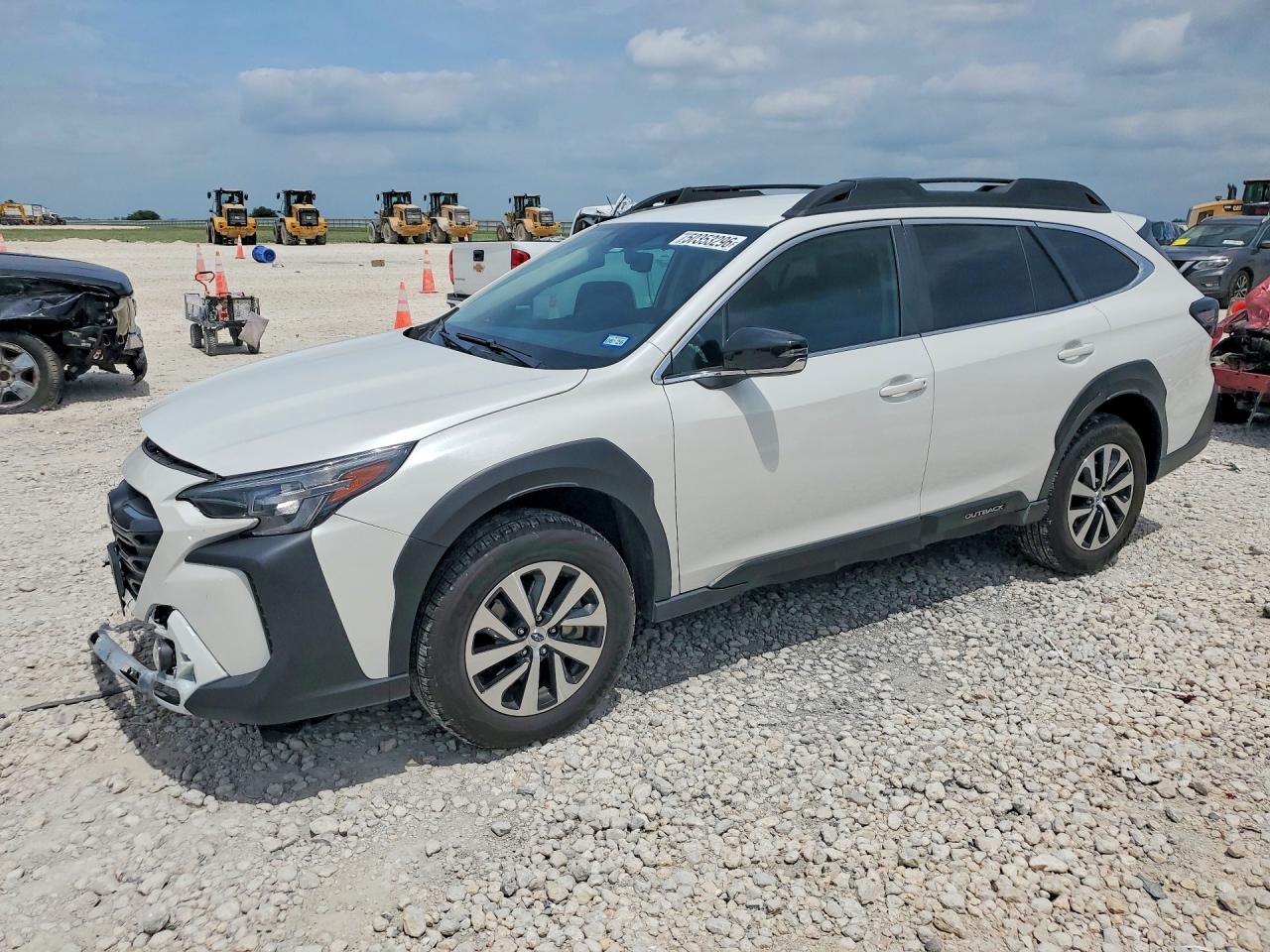 Salvage Subaru Outback Image