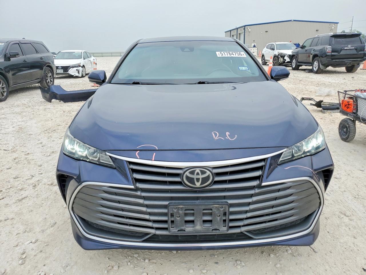 Toyota Avalon Xle