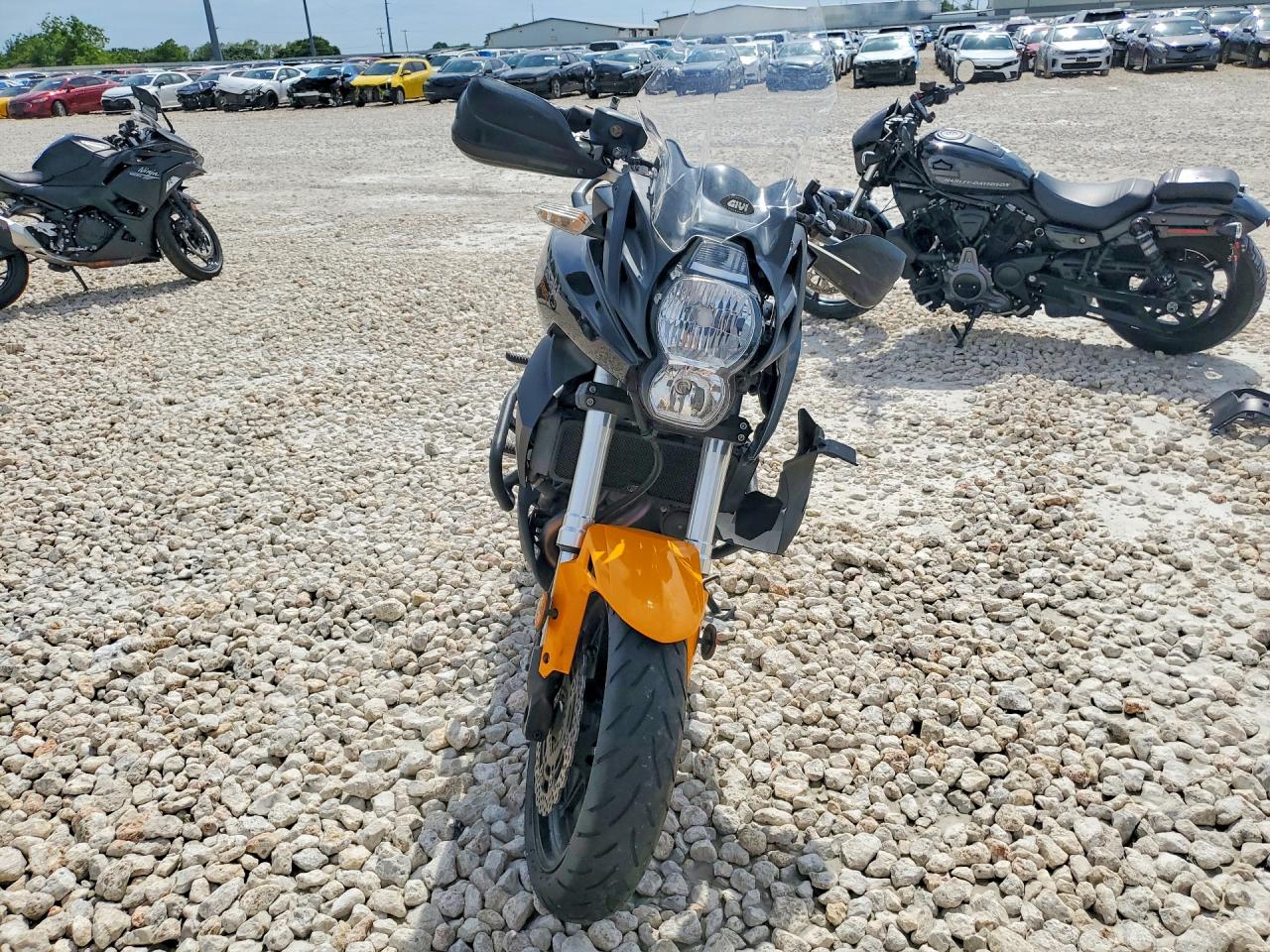 Kawasaki Le650 C
