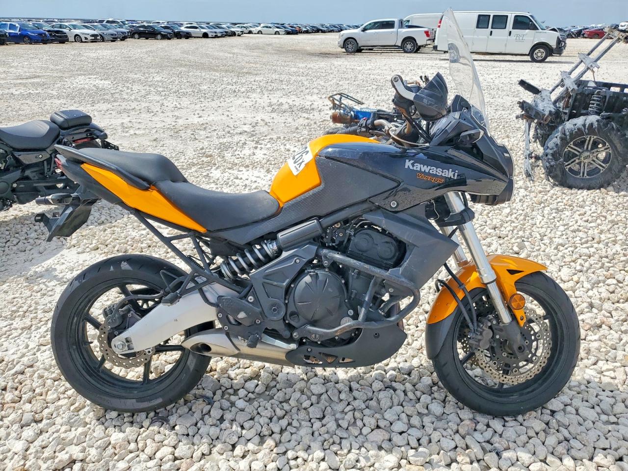 Salvage Kawasaki Le650 Image