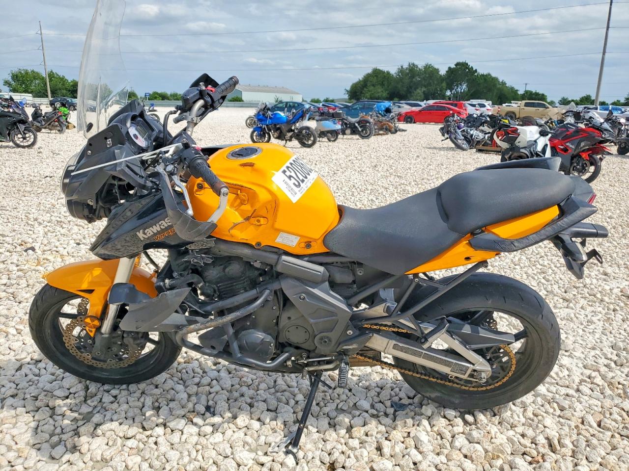 Kawasaki Le650 C