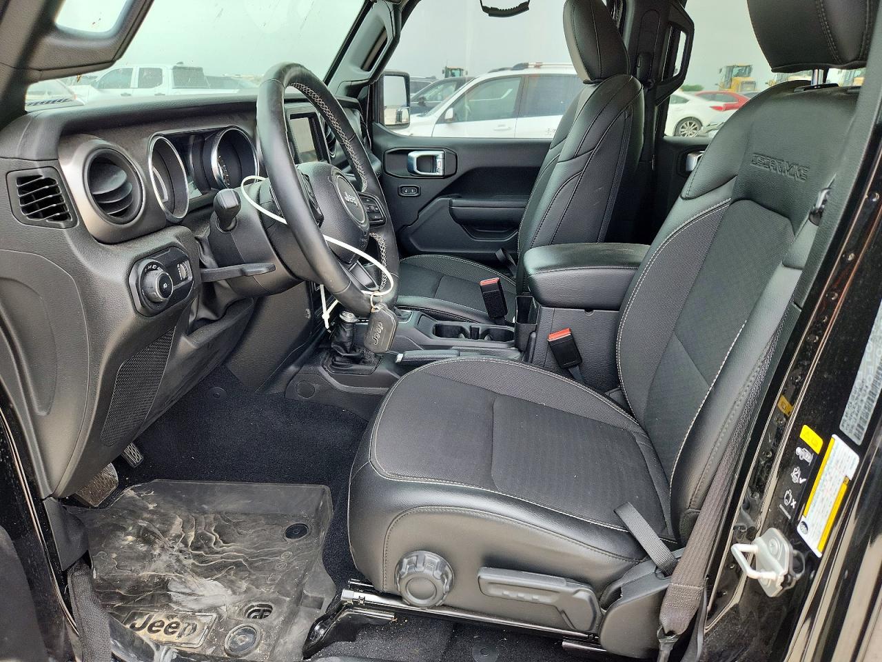 Jeep Wrangler Sport