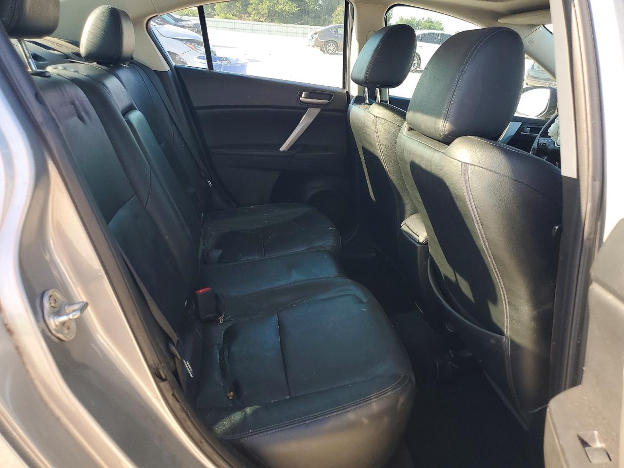 Mazda 3 I