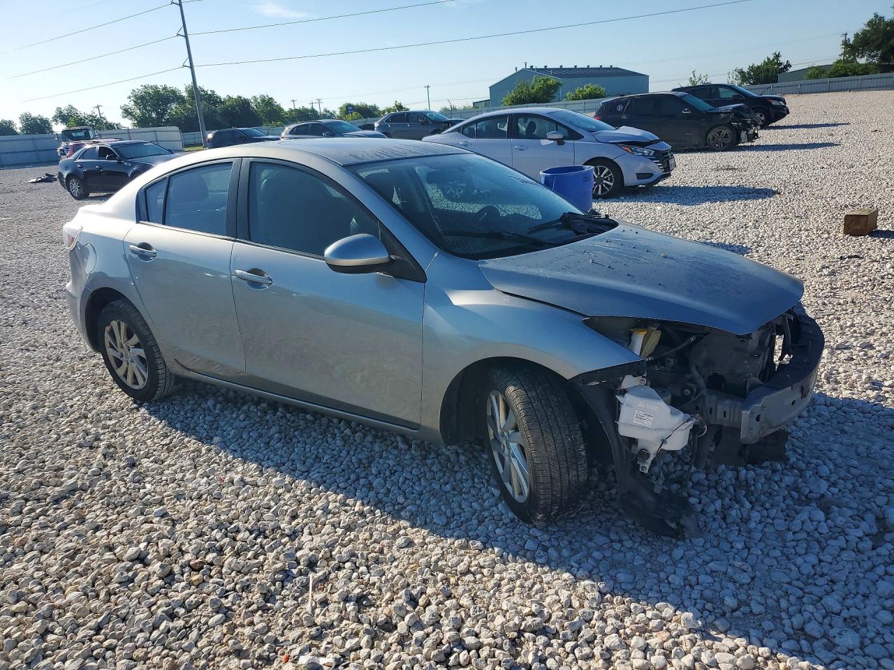 Mazda 3 I