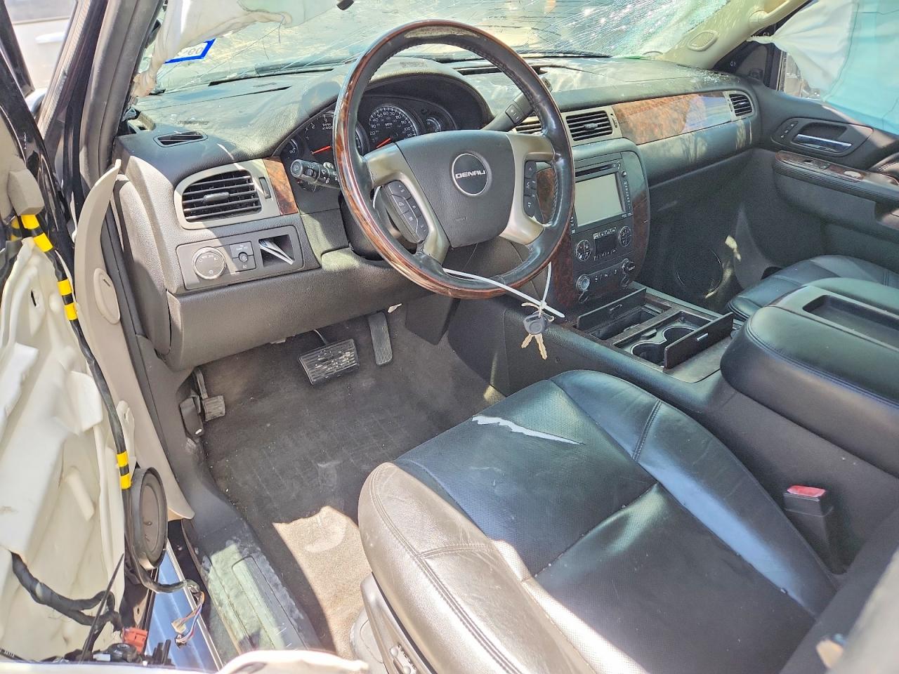 GMC Yukon Denali