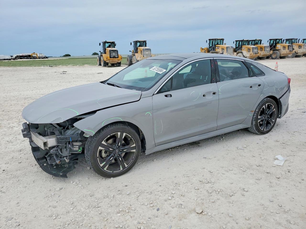 Salvage Kia K5 Image