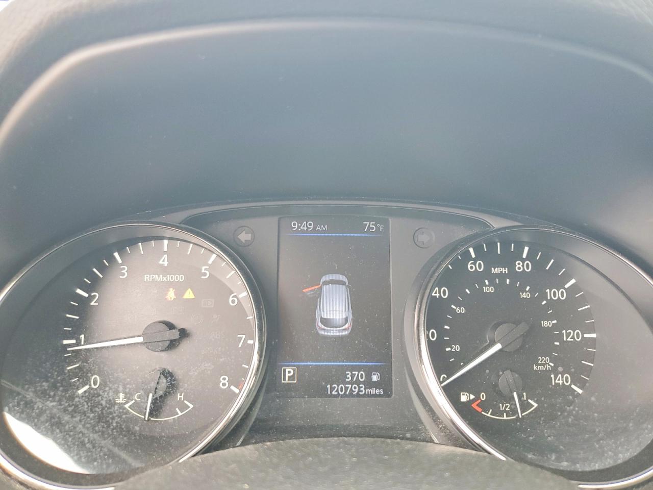 Nissan Rogue S