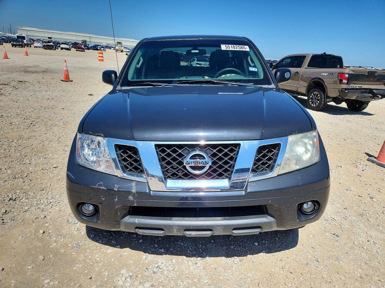Nissan Frontier S