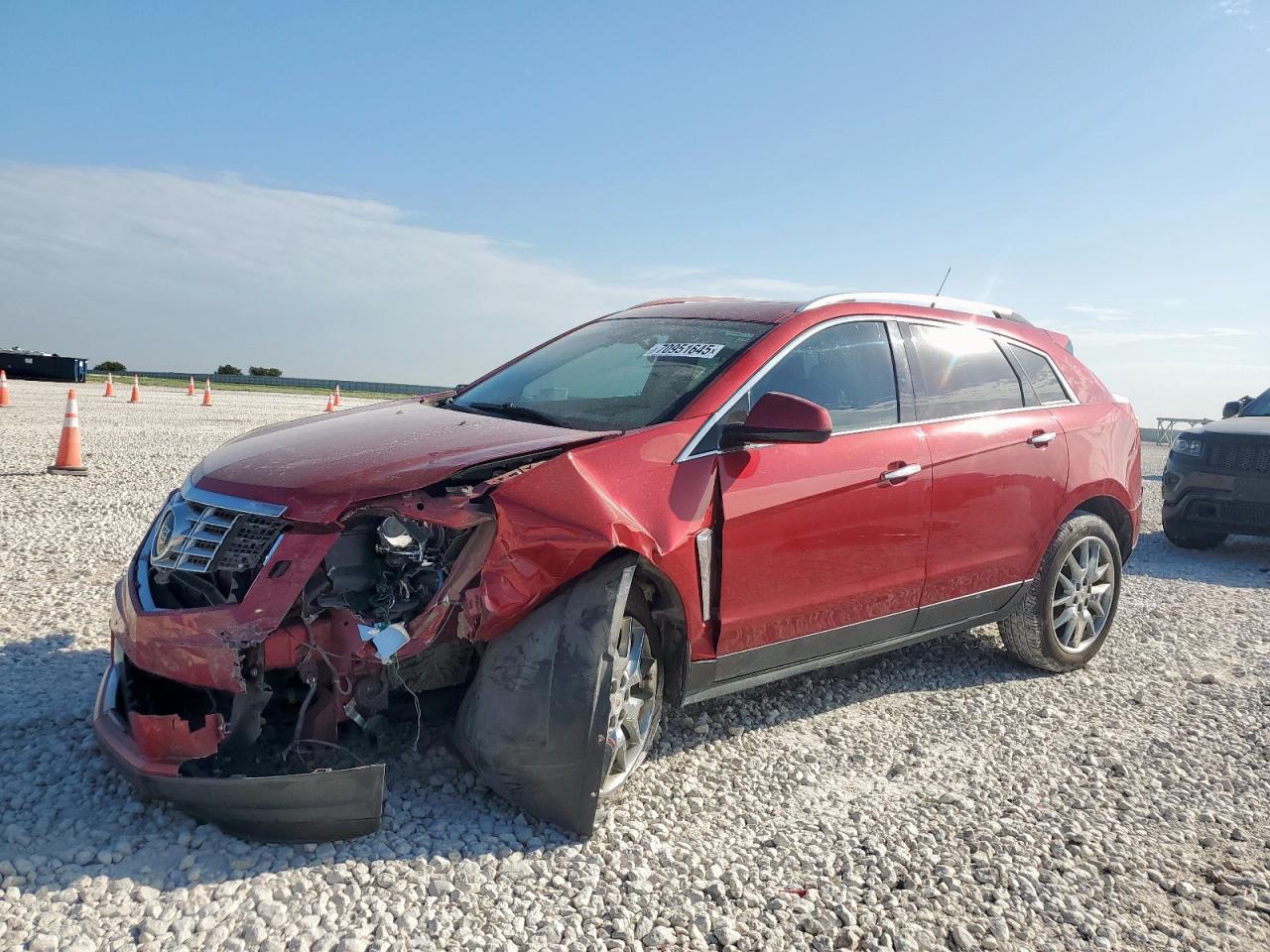 Salvage Cadillac SRX Image