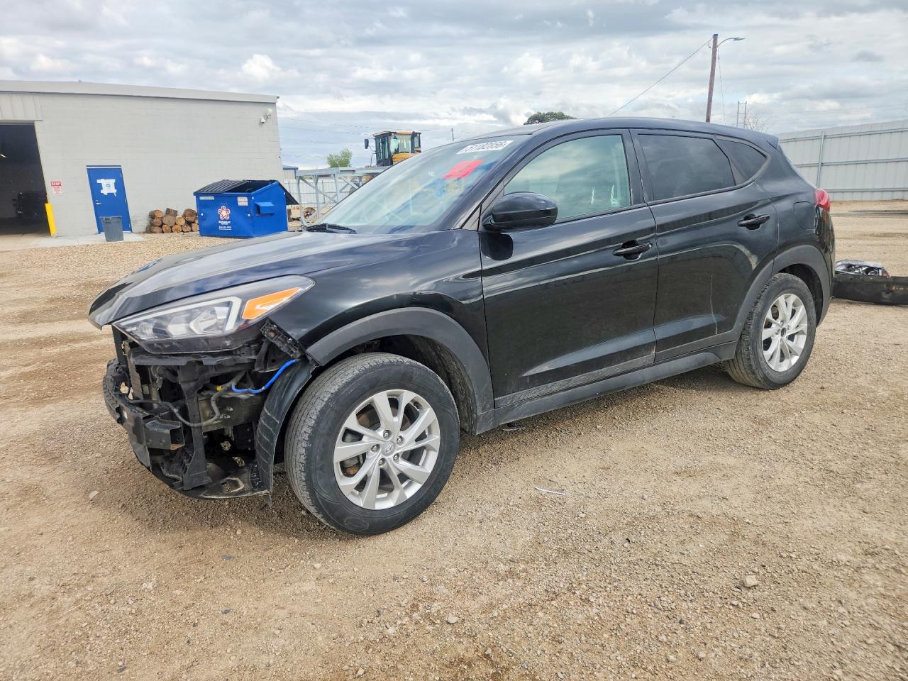 Salvage Hyundai TUCSON Image
