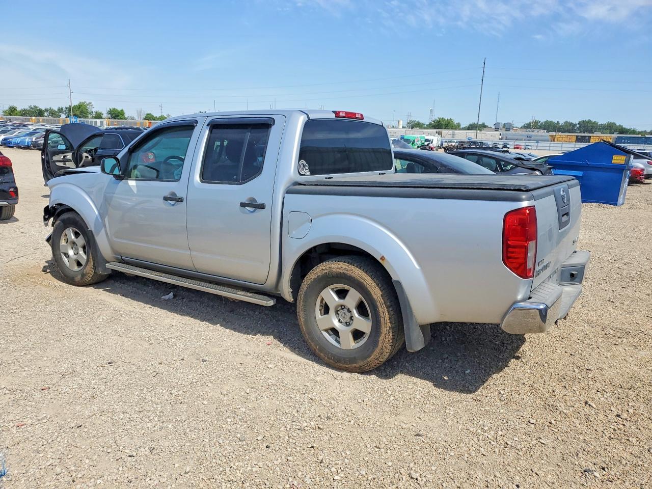 Nissan Frontier Se V6
