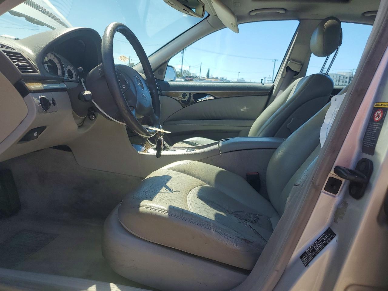 Mercedes-Benz E-Class 320