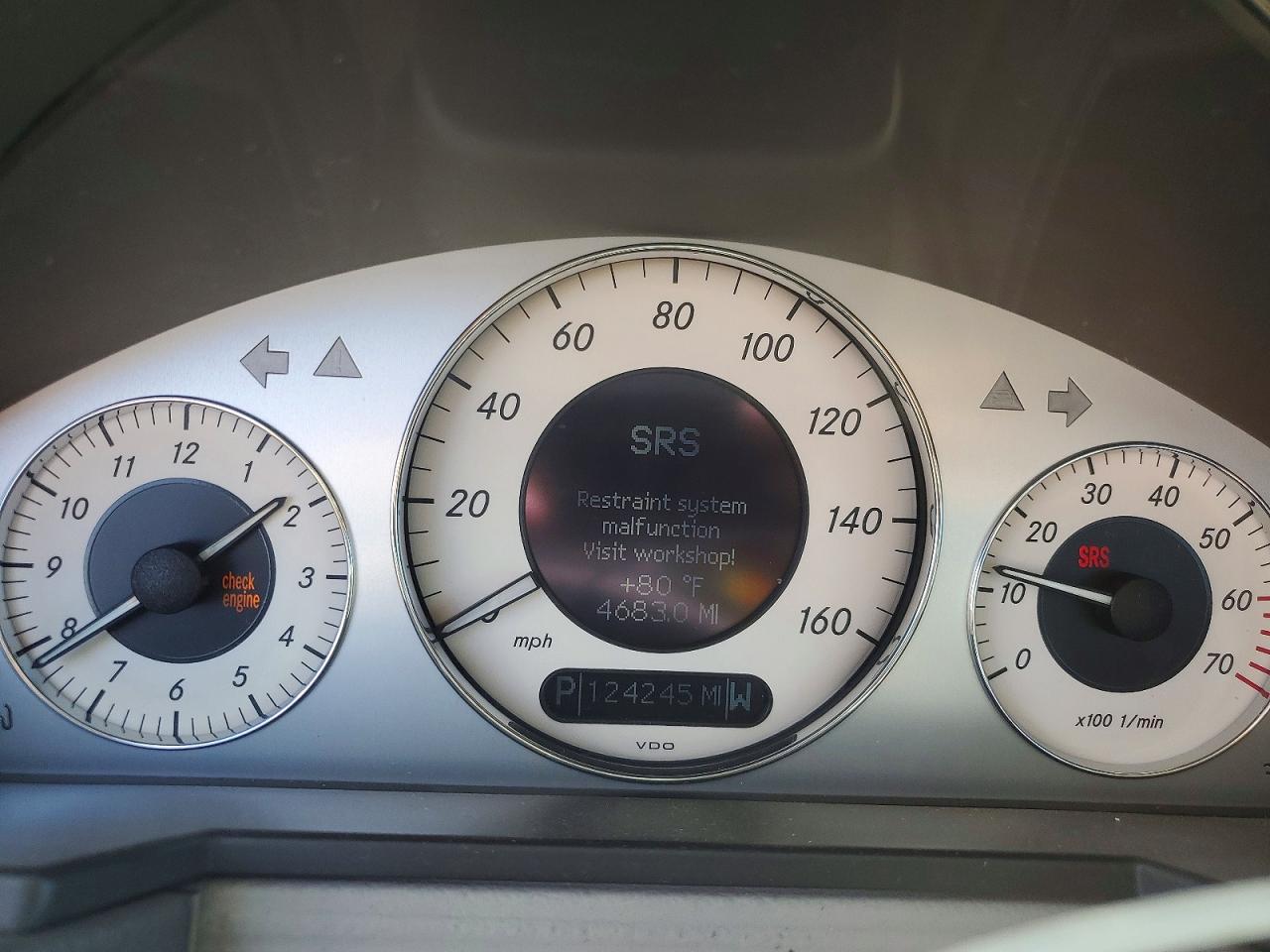 Mercedes-Benz E-Class 320