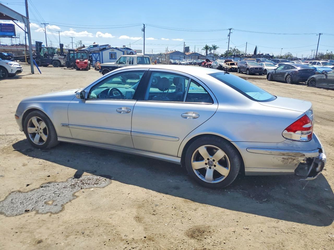 Mercedes-Benz E-Class 320