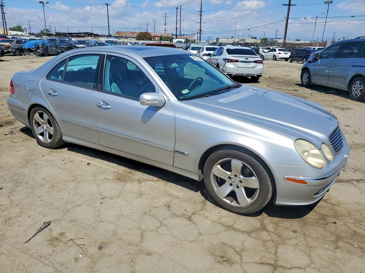 Mercedes-Benz E-Class 320