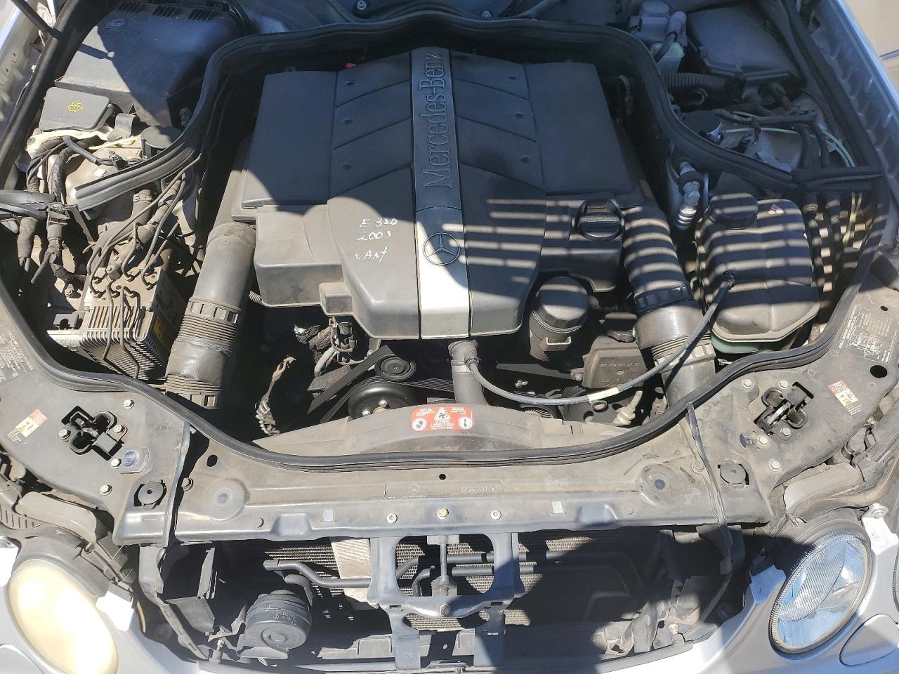 Mercedes-Benz E-Class 320