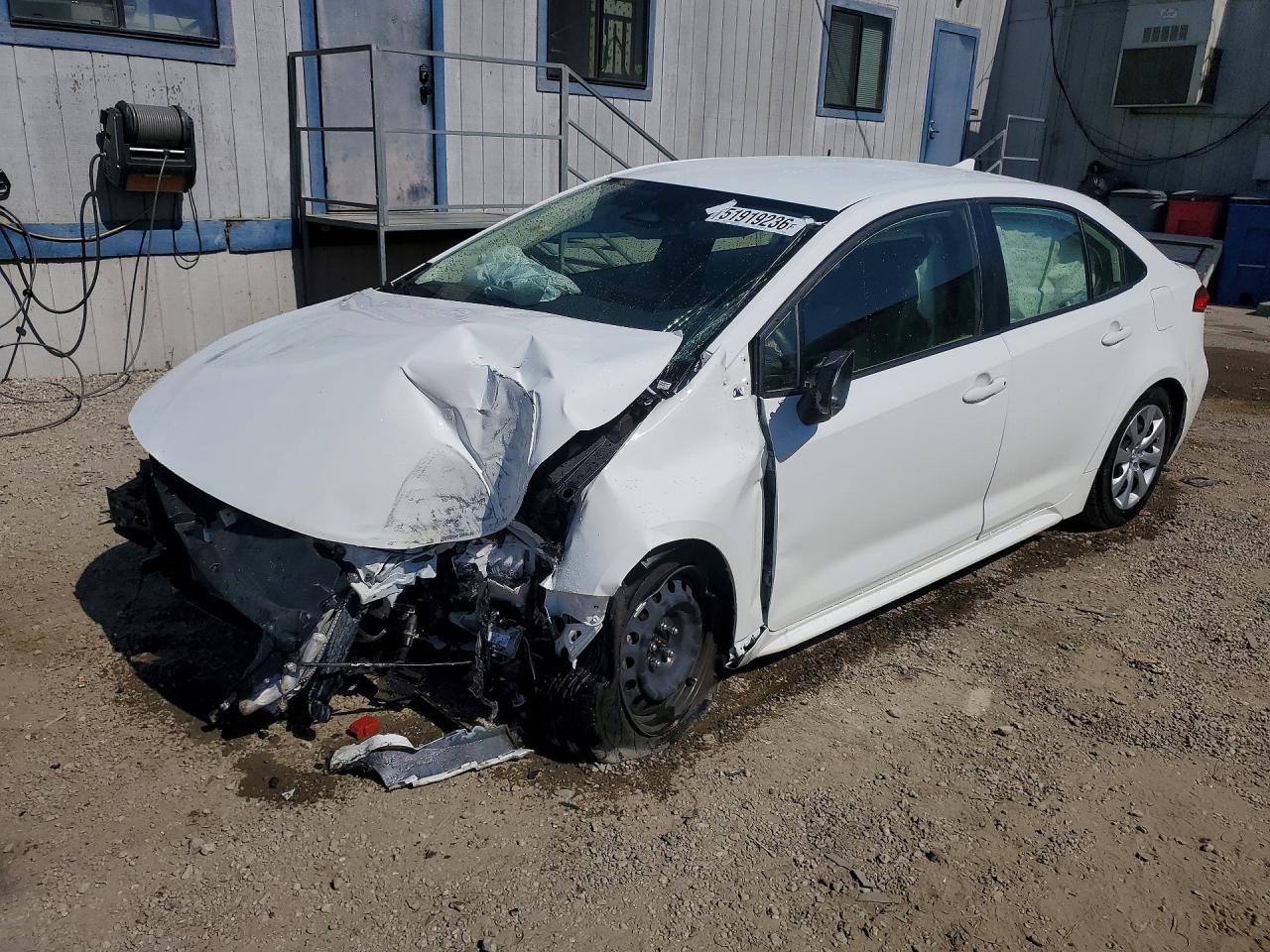Salvage Toyota Corolla Image