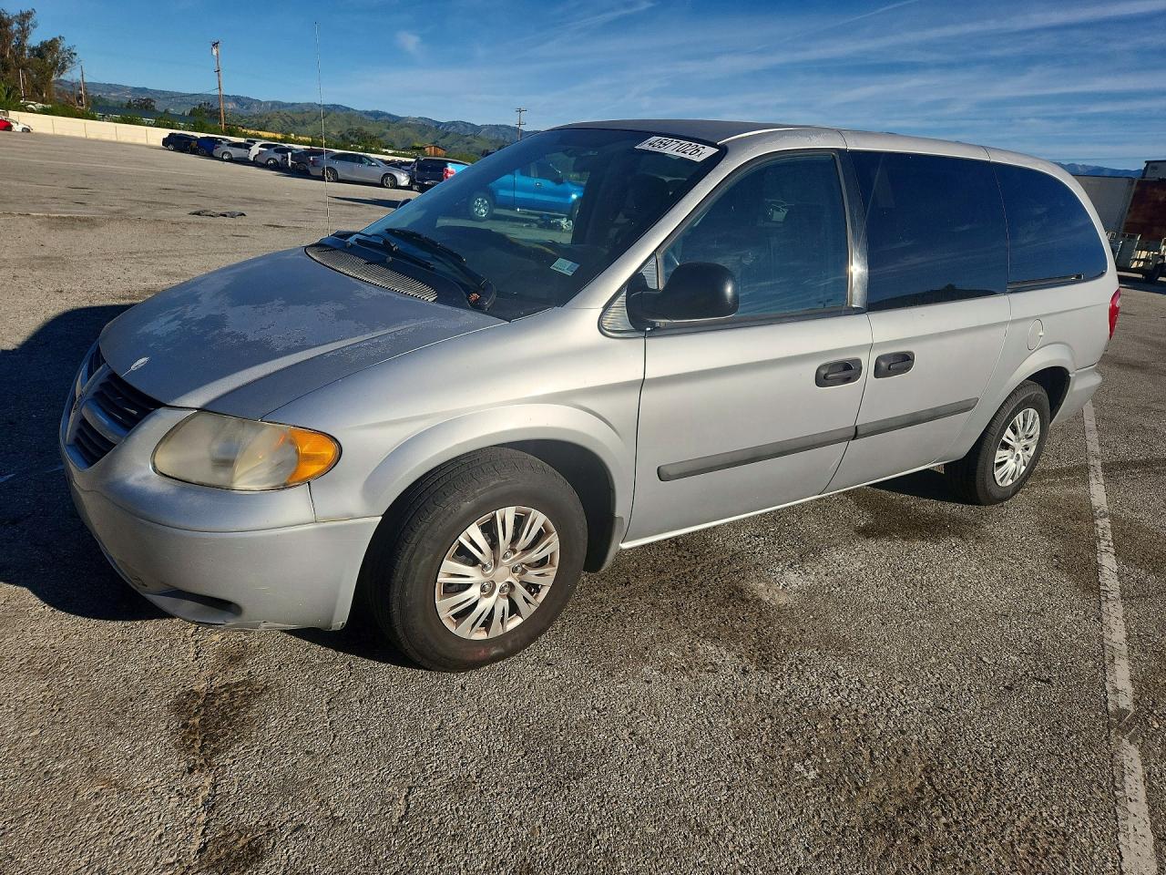 Salvage Dodge Caravan Image