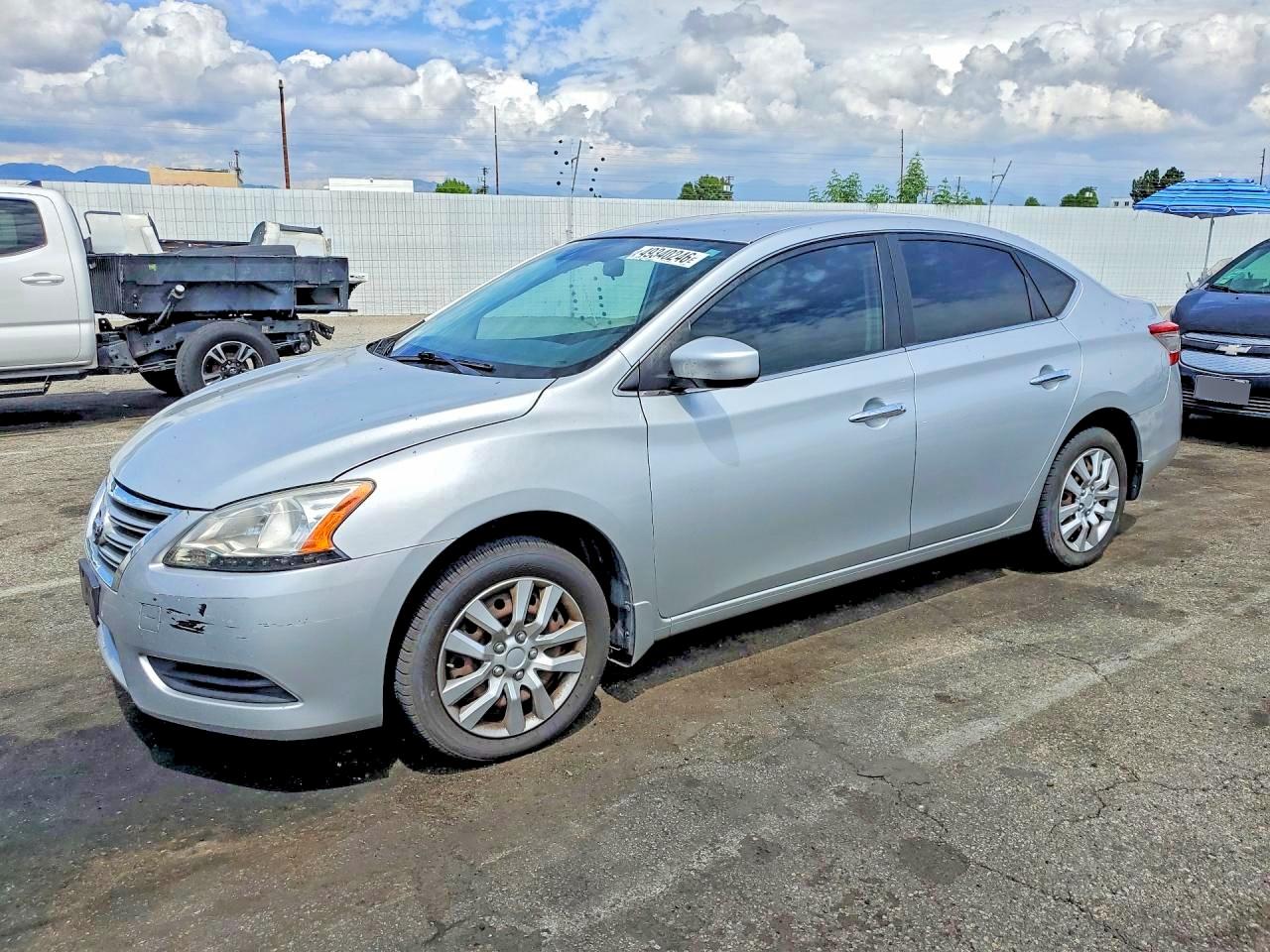 Salvage Nissan Sentra Image