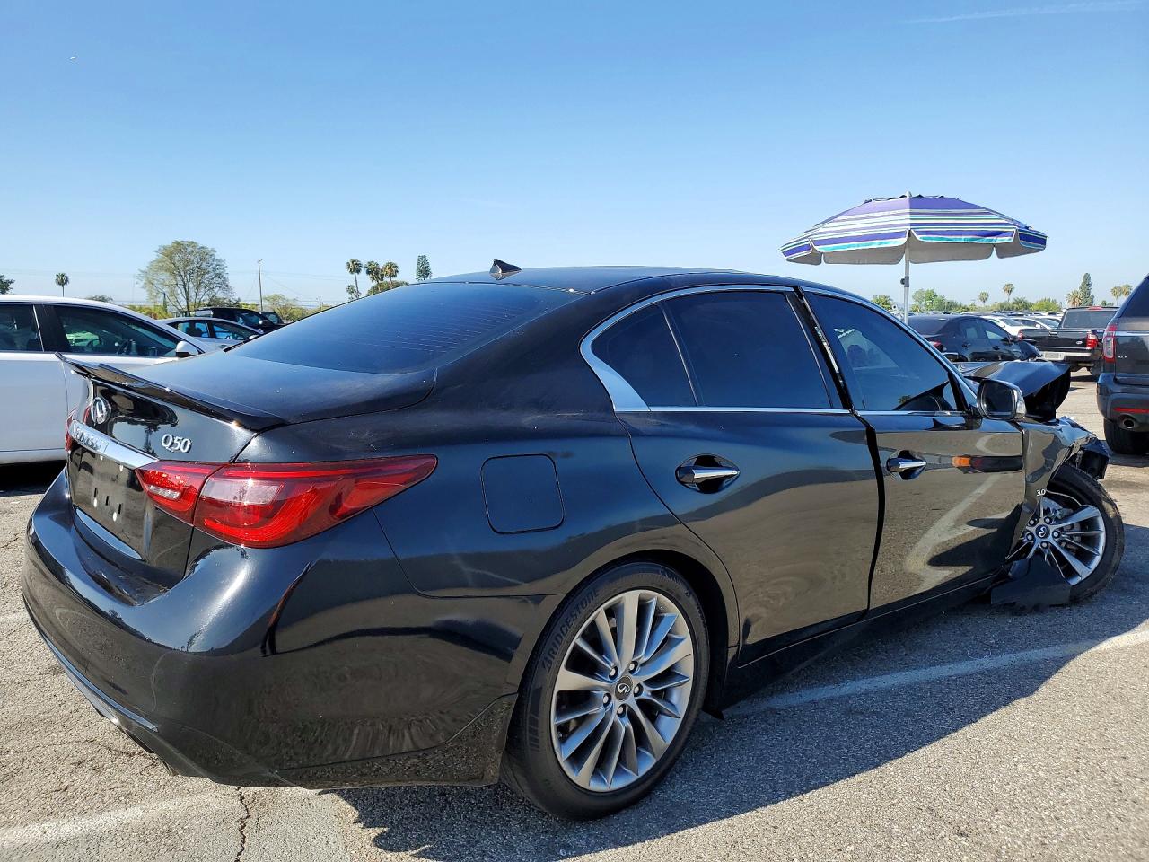 INFINITI Q50 3.0t L 3.0t Luxe