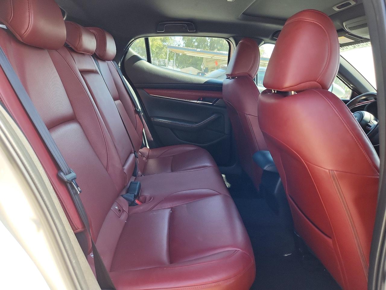 Mazda 3 Premium