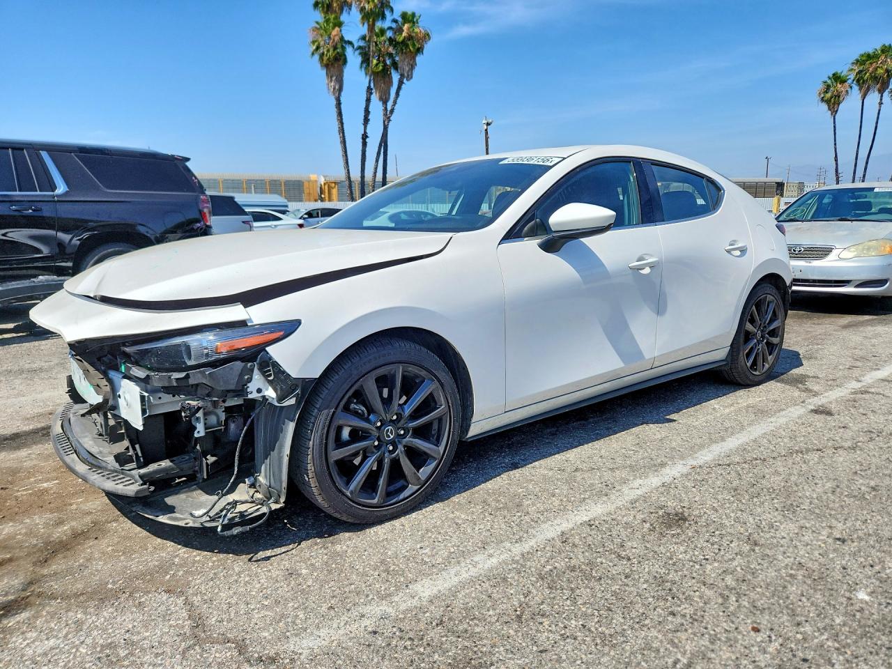 Salvage Mazda 3 Image