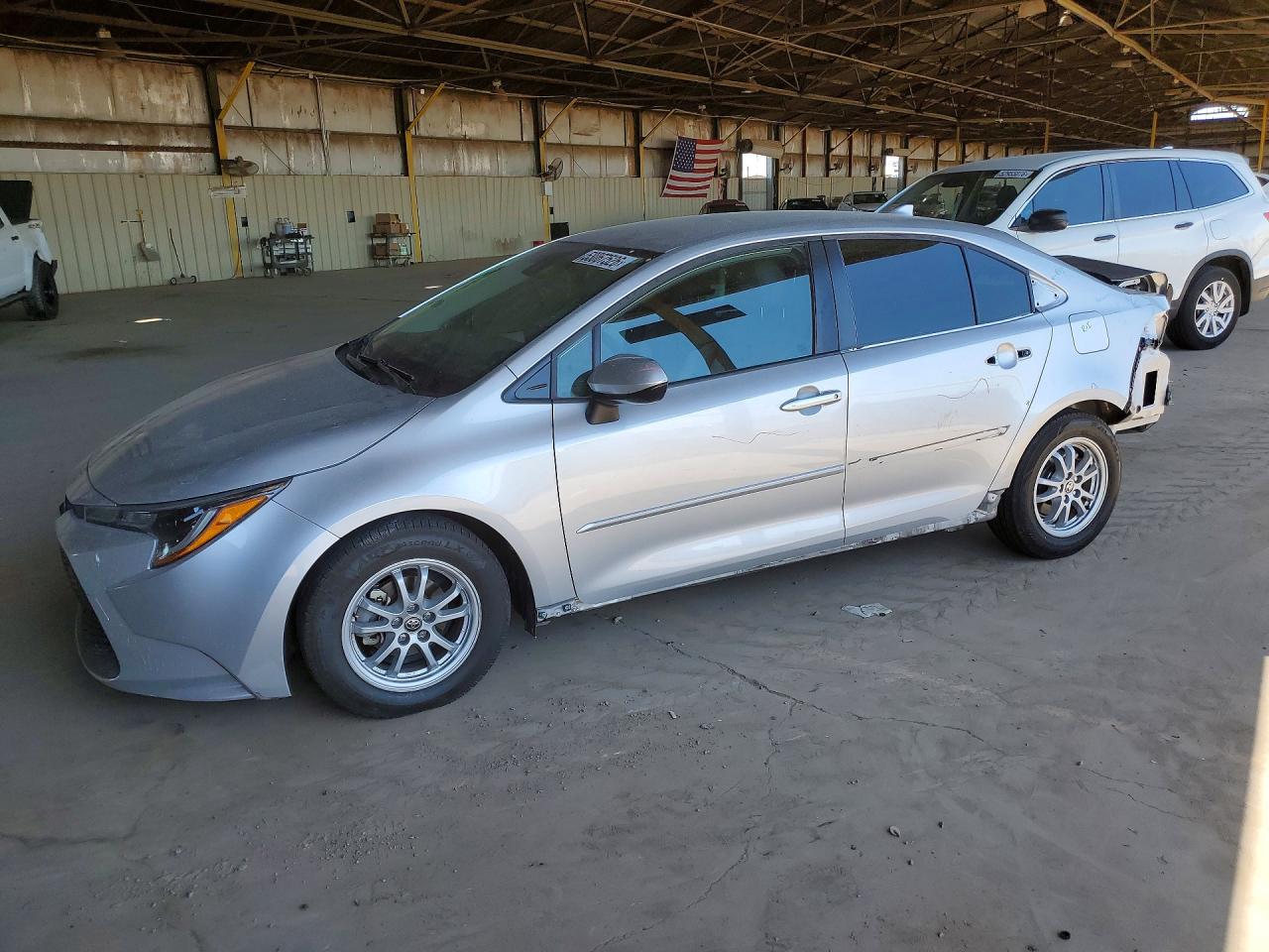 Salvage Toyota Corolla Image