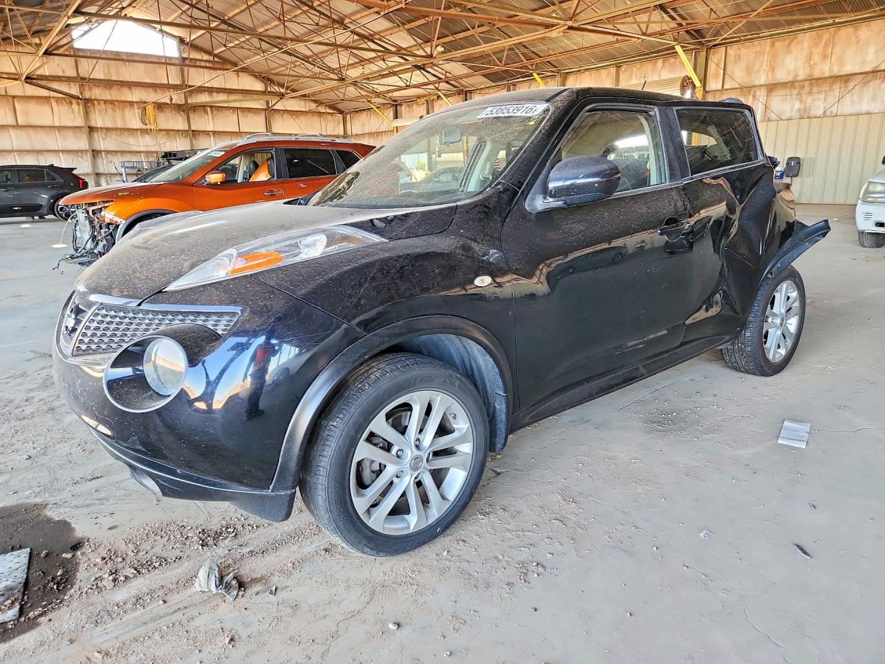 Salvage Nissan JUKE Image