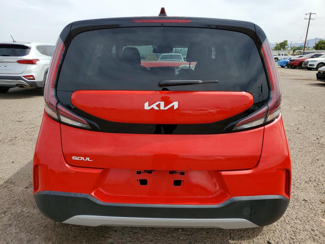 Kia Soul Lx