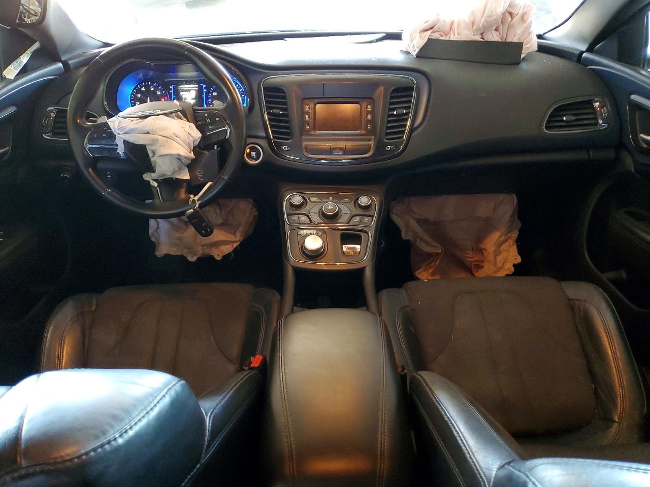 Chrysler 200 S