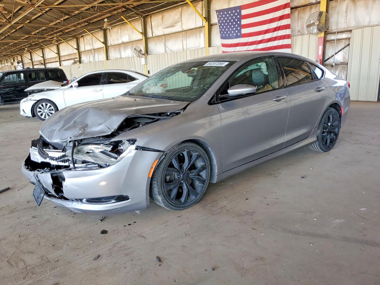 Salvage Chrysler 200 Image