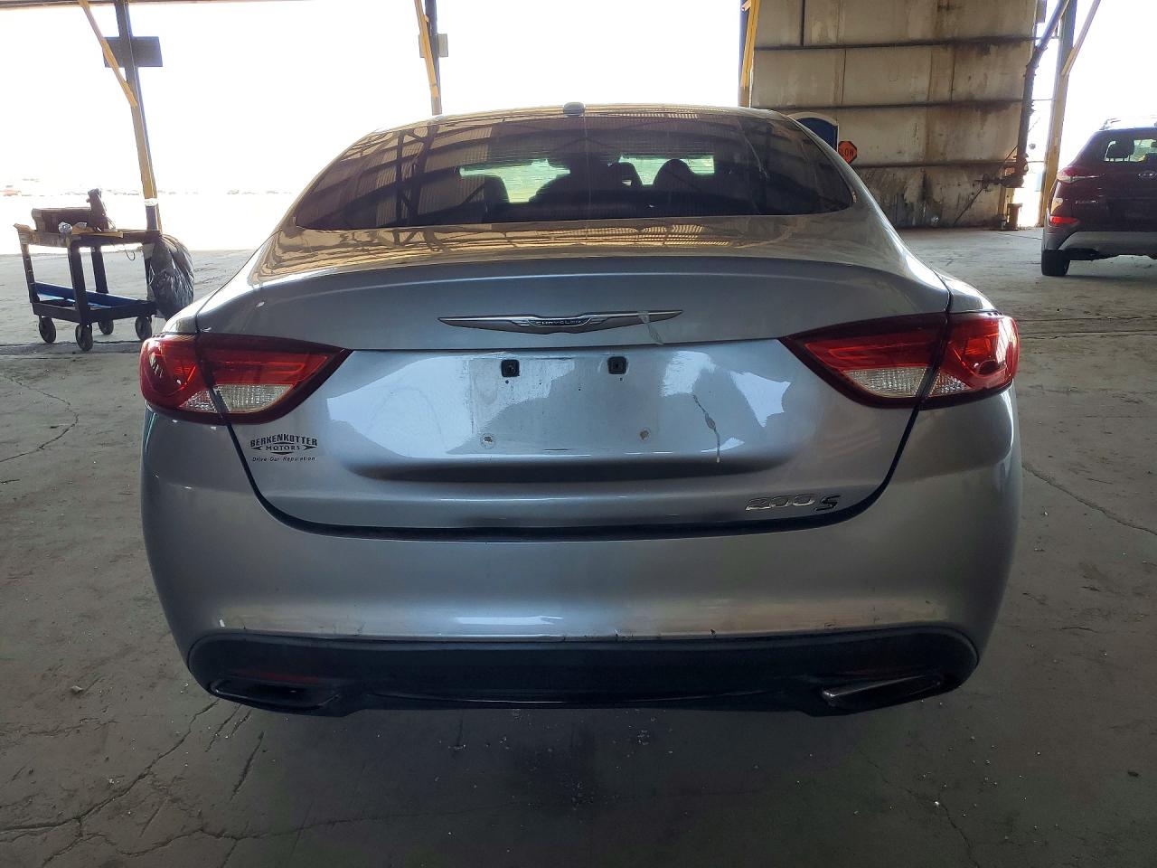 Chrysler 200 S