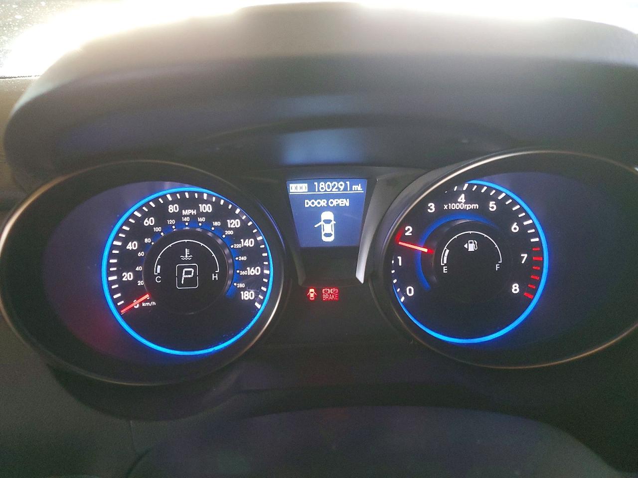 Hyundai Genesis 3.8