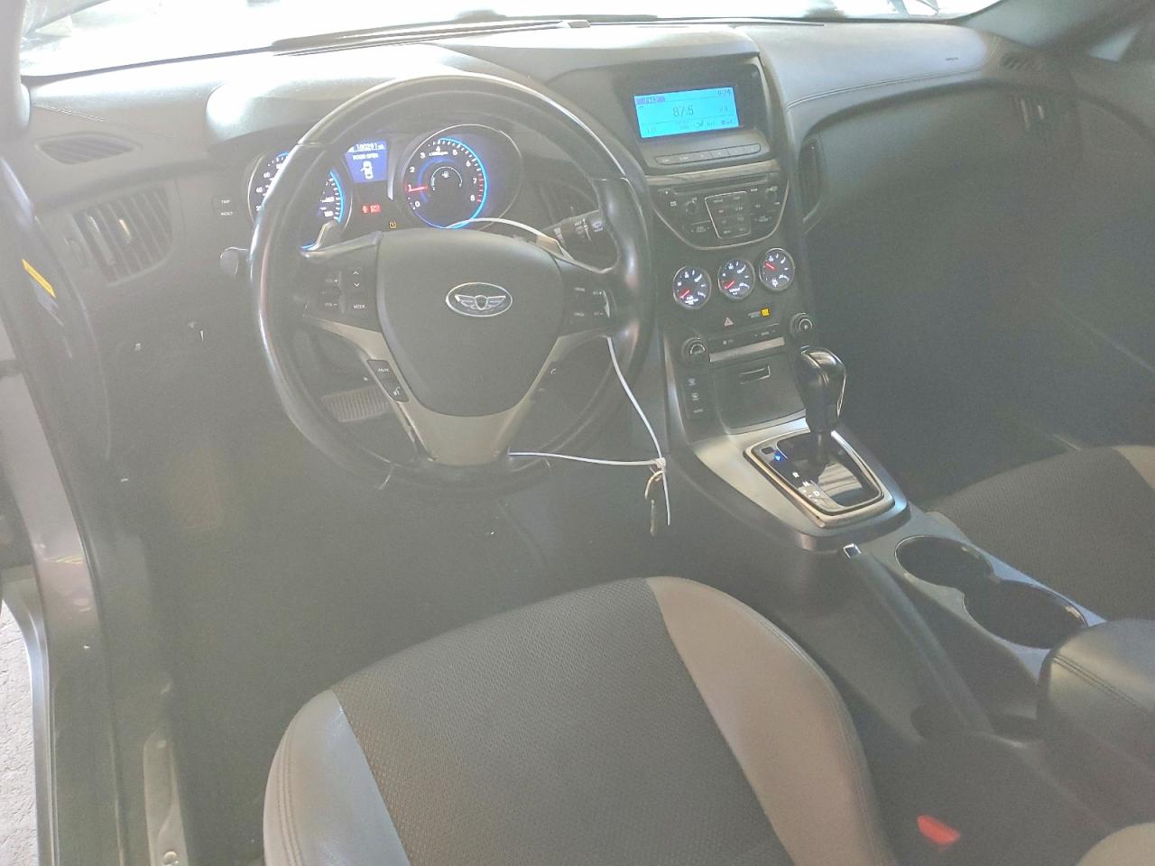 Hyundai Genesis 3.8
