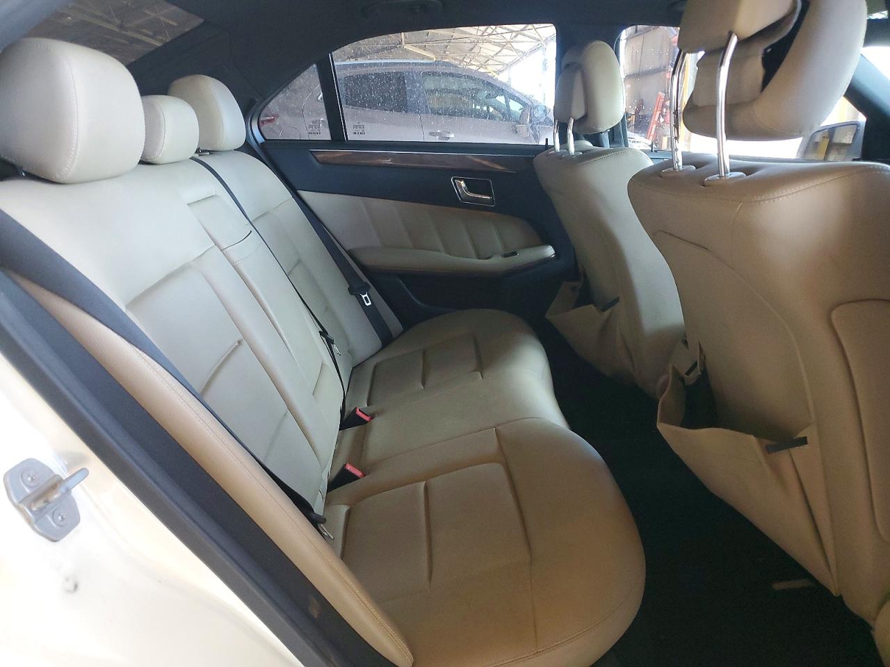 Mercedes-Benz E-Class 350