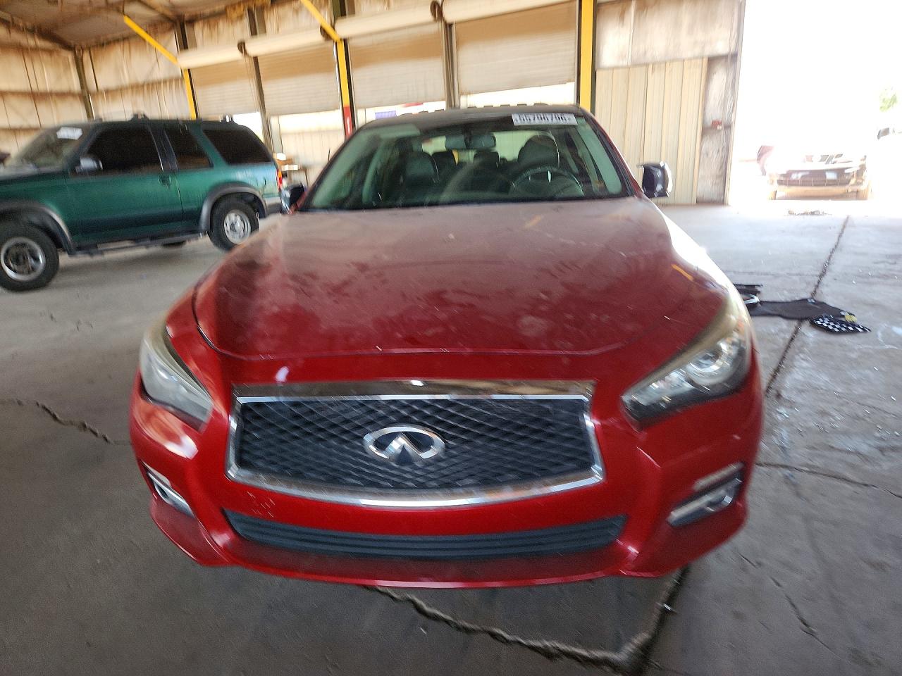 INFINITI Q50 2.0t P 2.0t Premium