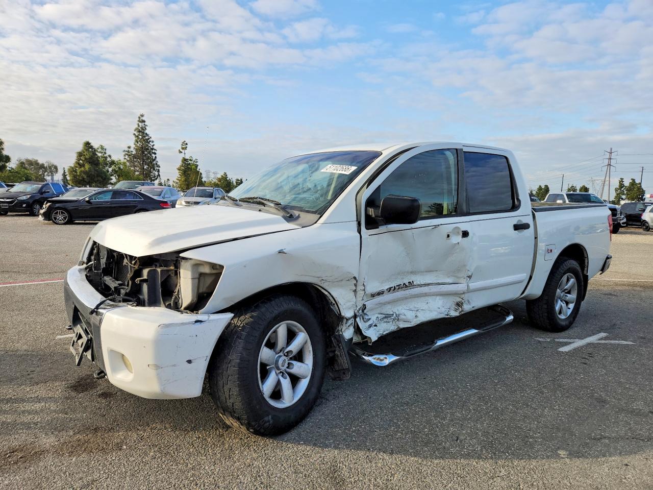 Salvage Nissan Titan Image