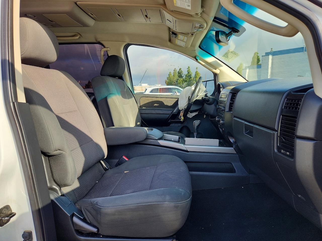 Nissan Titan Xe