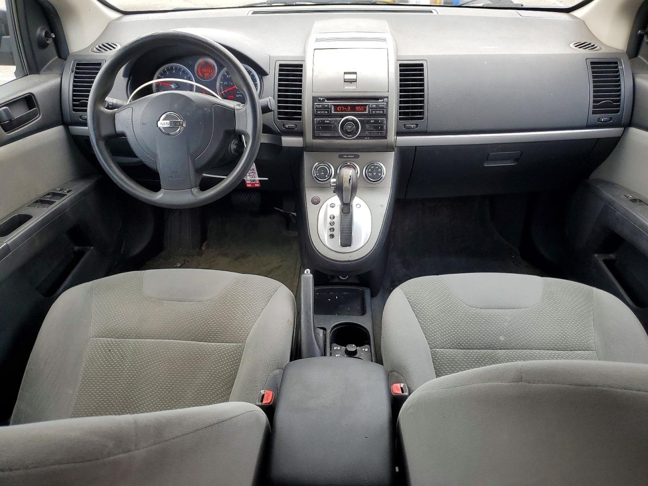 Nissan Sentra 2.0
