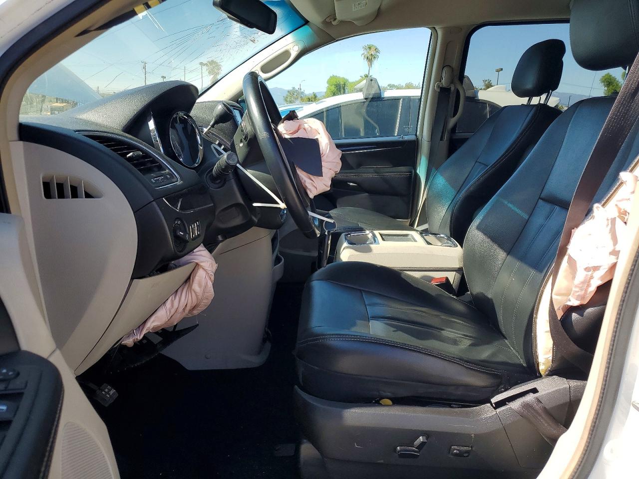 Chrysler Minivan Touring