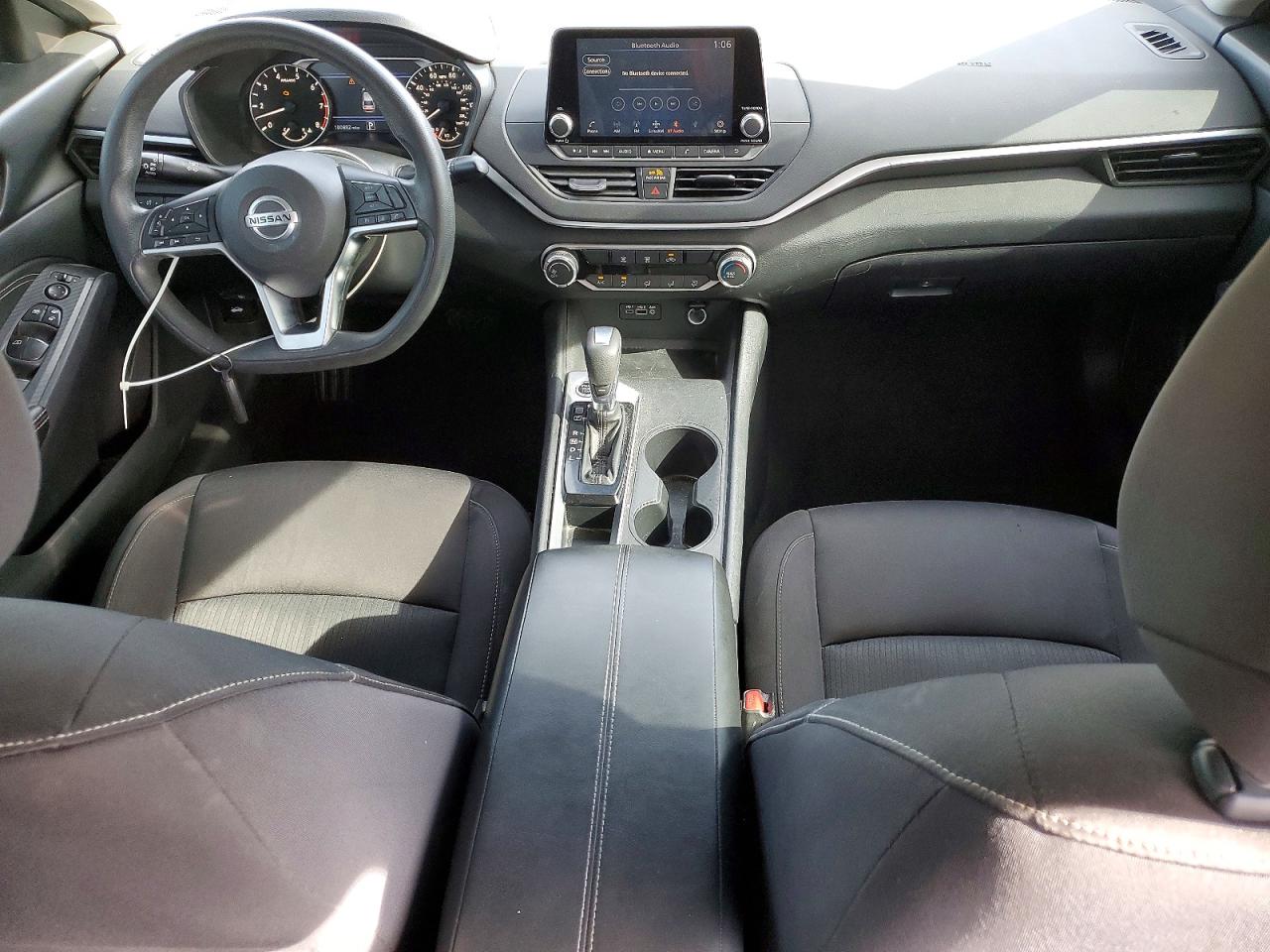 Nissan Altima S