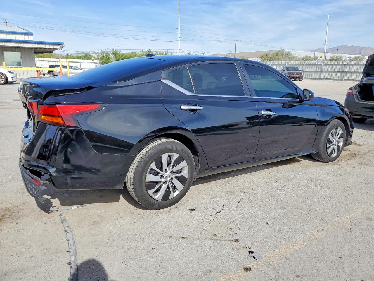 Nissan Altima S