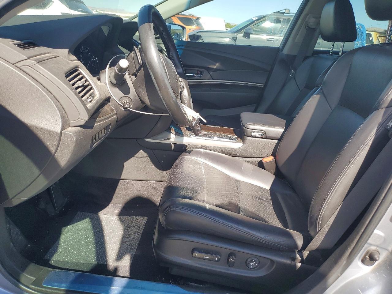 Acura RLX Tech