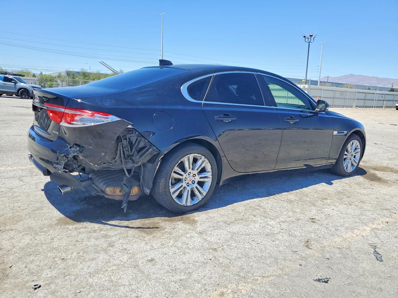 Jaguar XF Premium