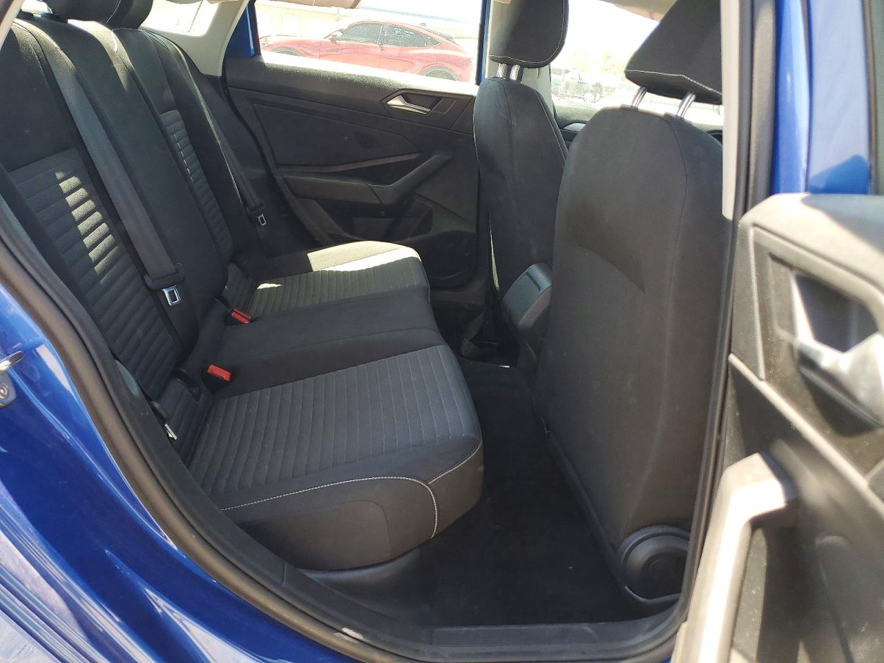 Volkswagen Jetta S