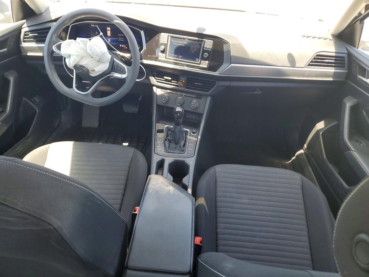 Volkswagen Jetta S
